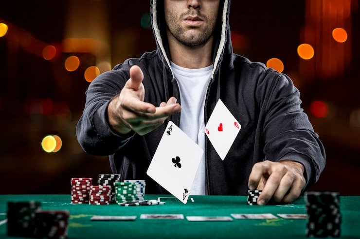 Meja blackjack langsung dalam Tournament Mode dengan dealer profesional